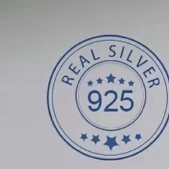 ❤️❤️ Halo Earrings 925 sterling silver comfortable enough to sleep in❤️❤️❤️ - Picture 5 of 5